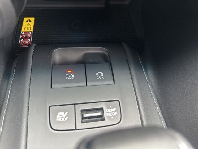 Used 2024  Toyota LE image 19