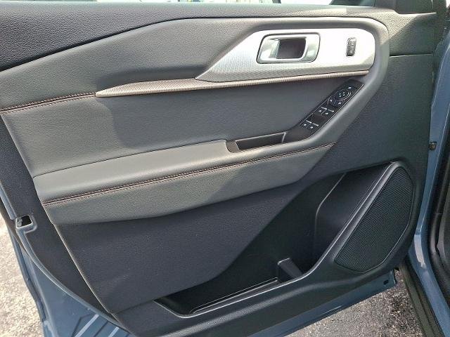 New 2026 Vapor Blue Metallic Ford Active image 30