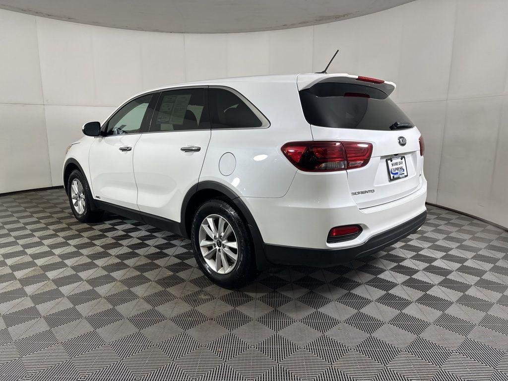 Used 2020 Snow White Pearl Kia LX image 15