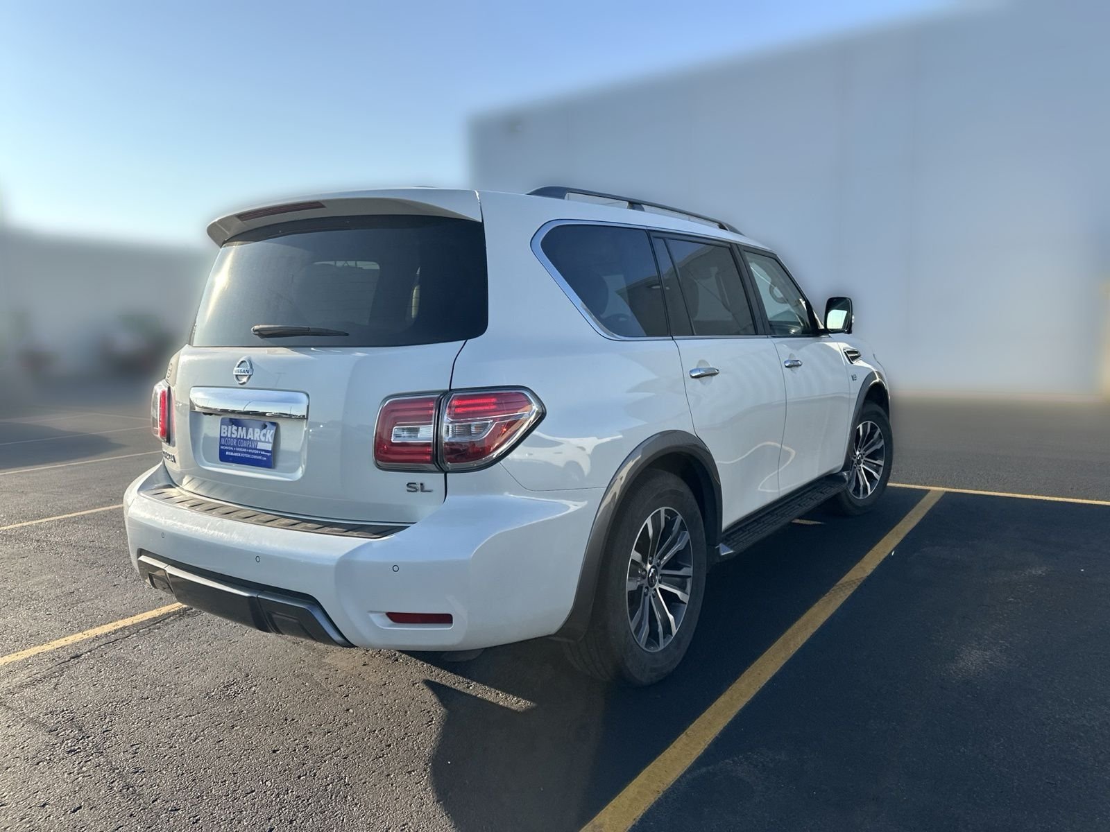 Used 2019 White Nissan SL image 3