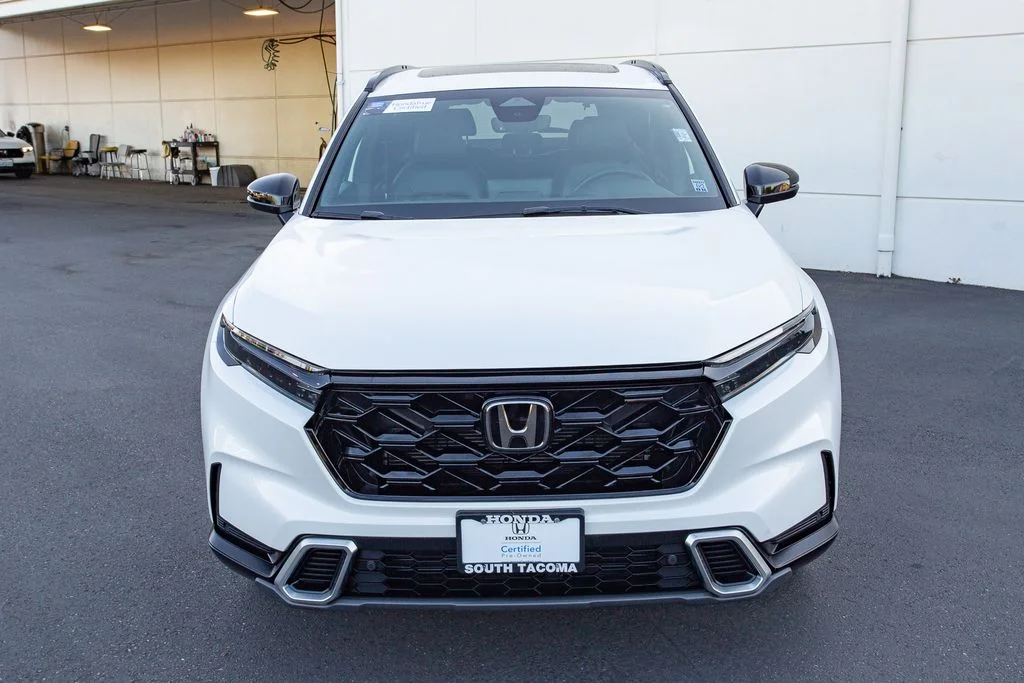 Certified Used 2024 Platinum White Pearl Honda AWD Sport Touring image 4