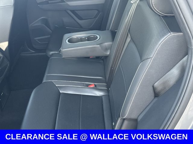 Used 2022 Silver Volkswagen 3.6L V6 SE w/Technology image 14