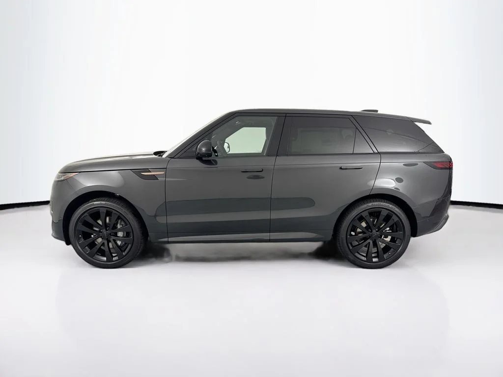 New 2026 Carpathian Grey Land Rover Dynamic SE image 8