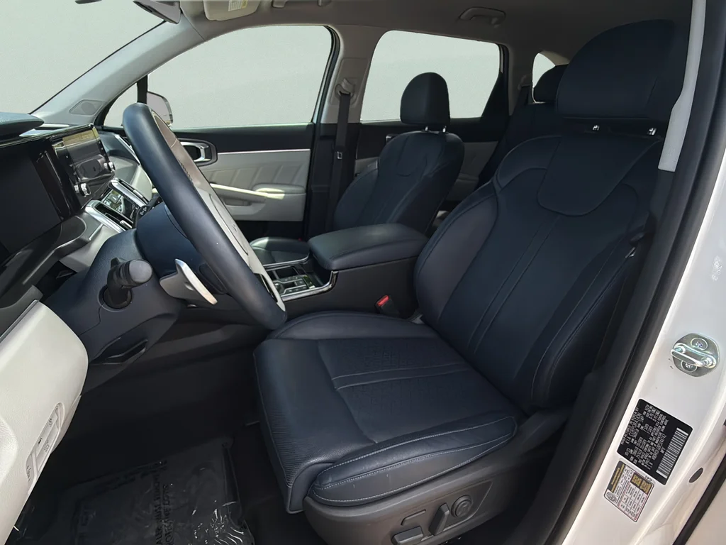 Certified Used 2024 Snow White Pearl Kia SX Prestige image 26