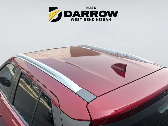 Used 2023 Red Nissan SV image 34
