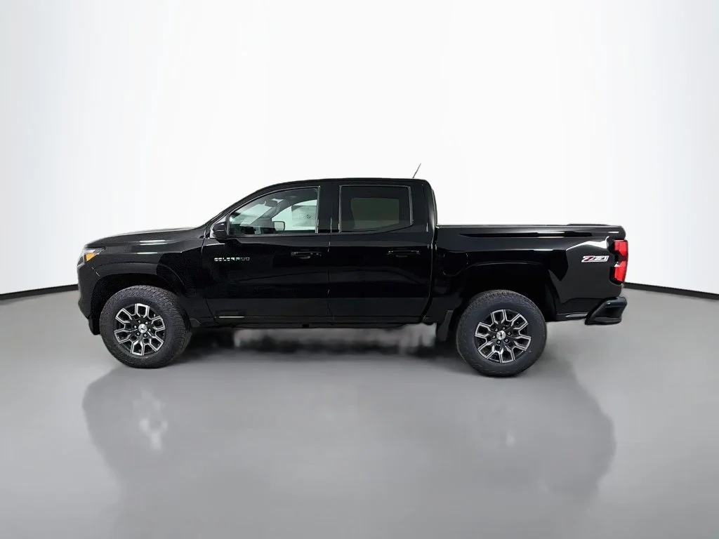 New 2026 Black Chevrolet Z71 image 9