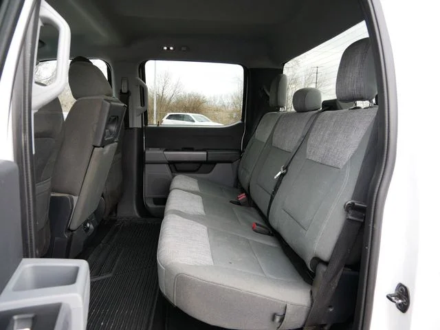Used 2023 White Ford XLT image 11