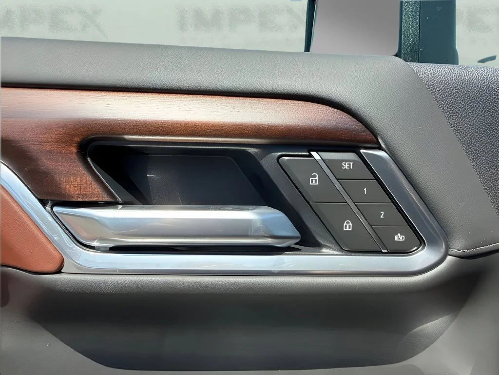 New 2026 Glacier White Tricoat GMC Denali Ultimate image 12