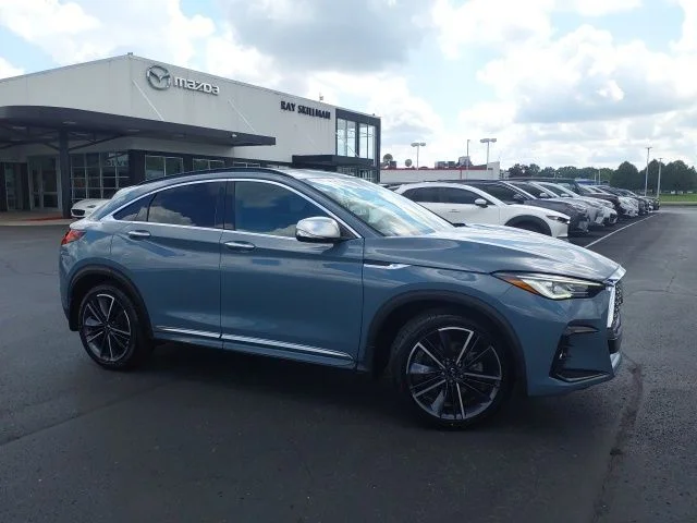 Used 2023 Gray INFINITI LUXE image 1