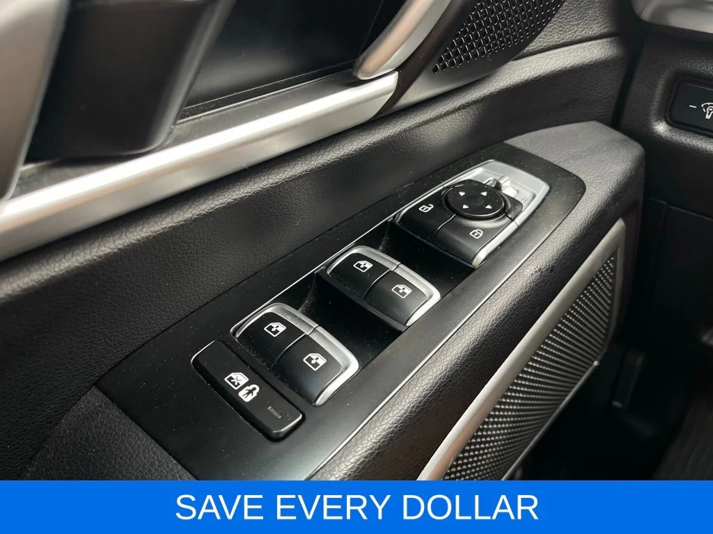 Used 2022 Gray Kia LX image 17