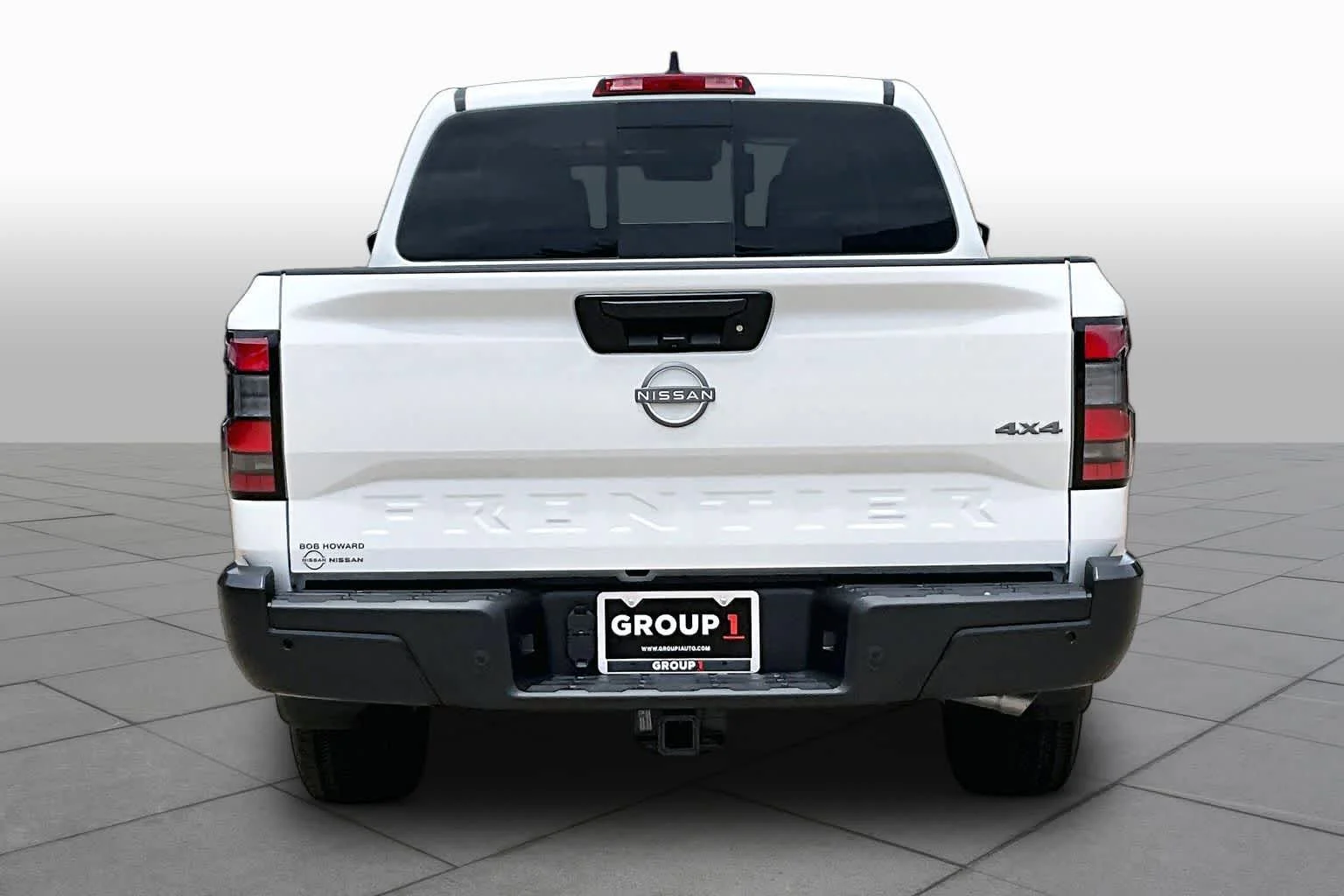 New 2026 Glacier White Nissan S image 4