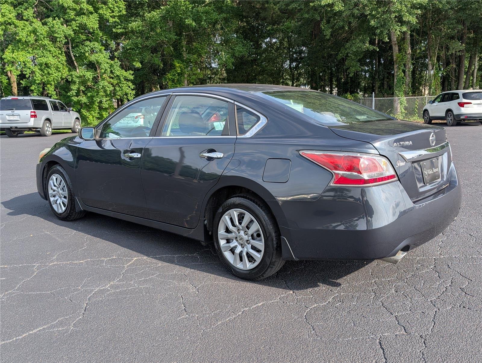 Used 2015 Storm Nissan 2.5 S image 3