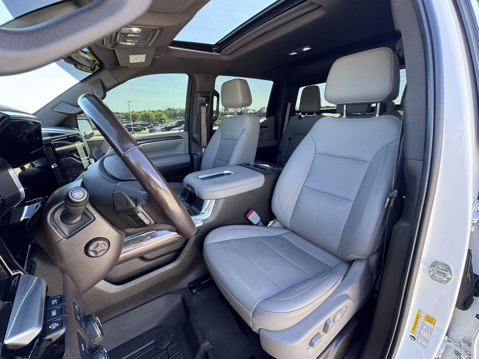 2022 Chevrolet Silverado 1500 LTZ - Photo 6