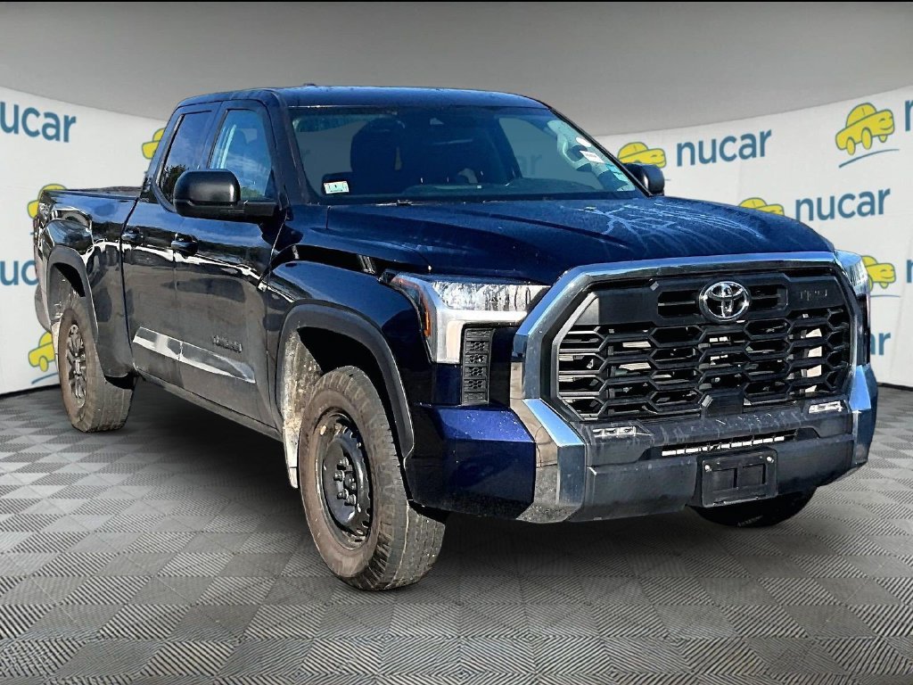Used 2023  Toyota SR5 image 1