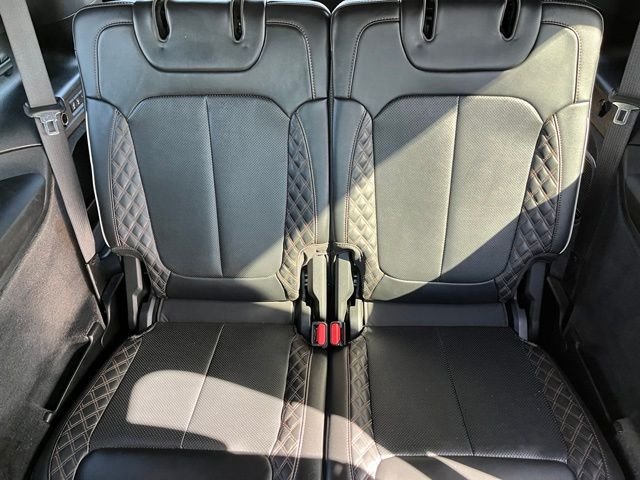 Used 2021 Black Jeep Summit image 16