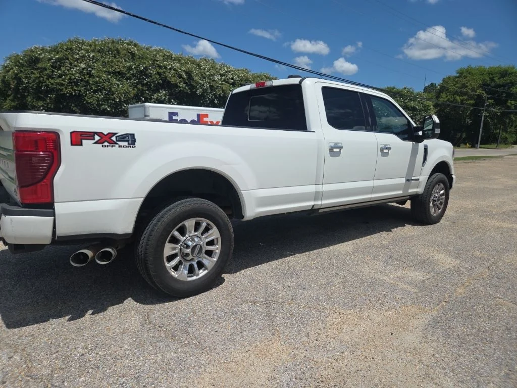 Used 2021 White Ford Limited image 8