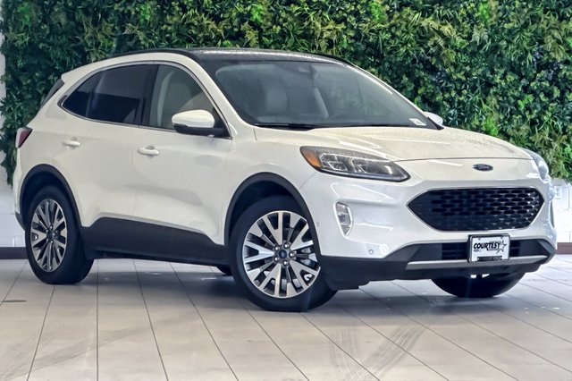 2020 Ford Escape Titanium