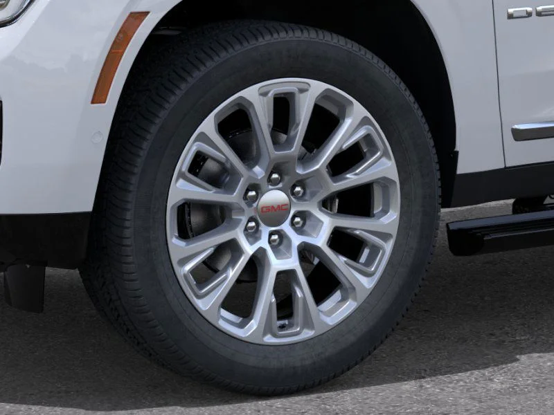2026 GMC Yukon XL Denali - Photo 9