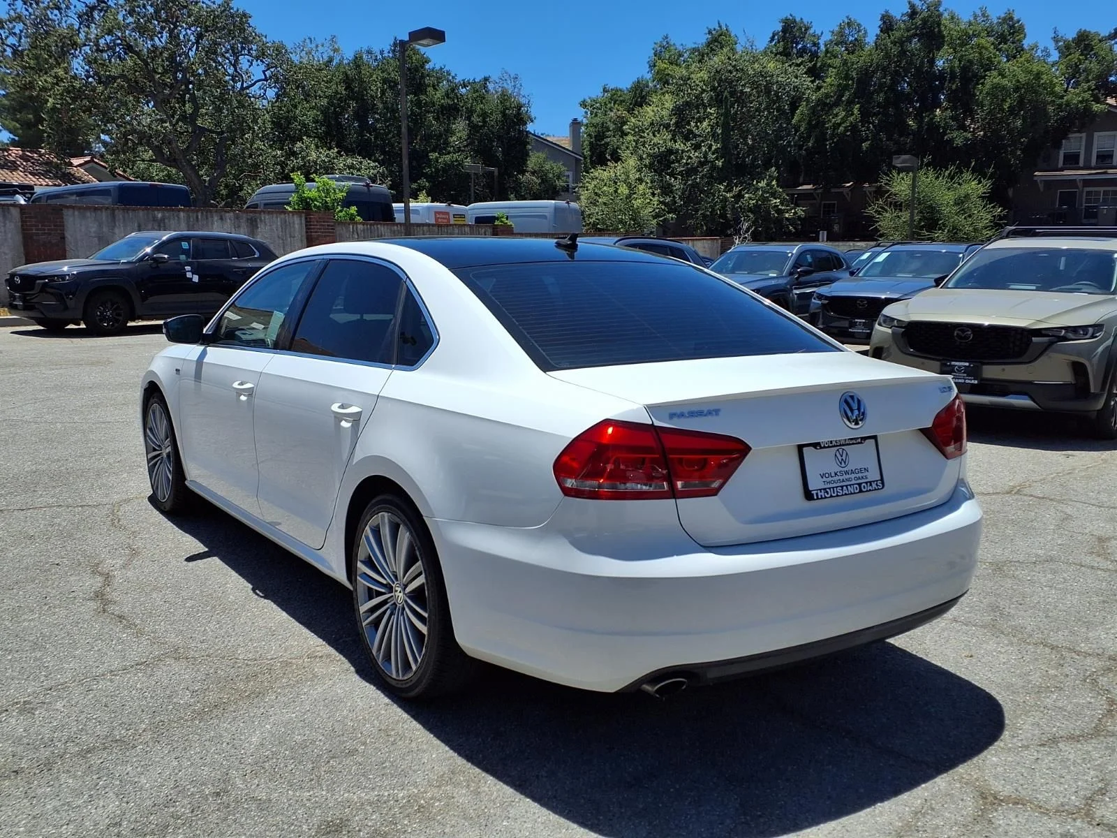Used 2015 White Volkswagen 1.8T Sport image 4
