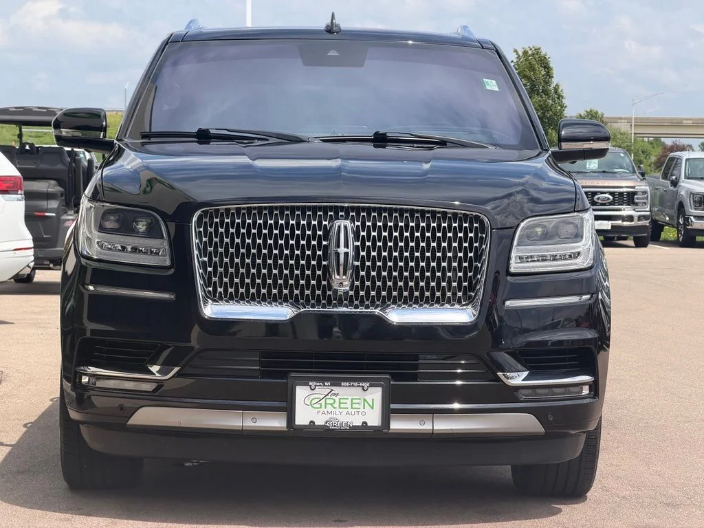 Used 2019 Black Lincoln Reserve image 6
