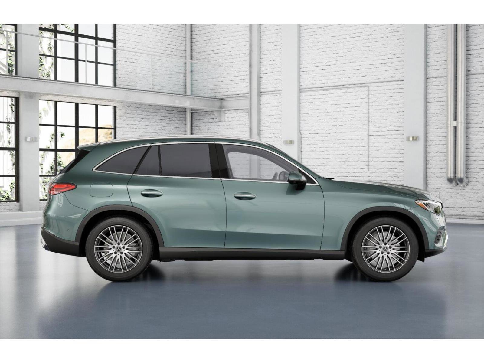 New 2026 Verde Silver Metallic Mercedes-Benz GLC 300 image 2