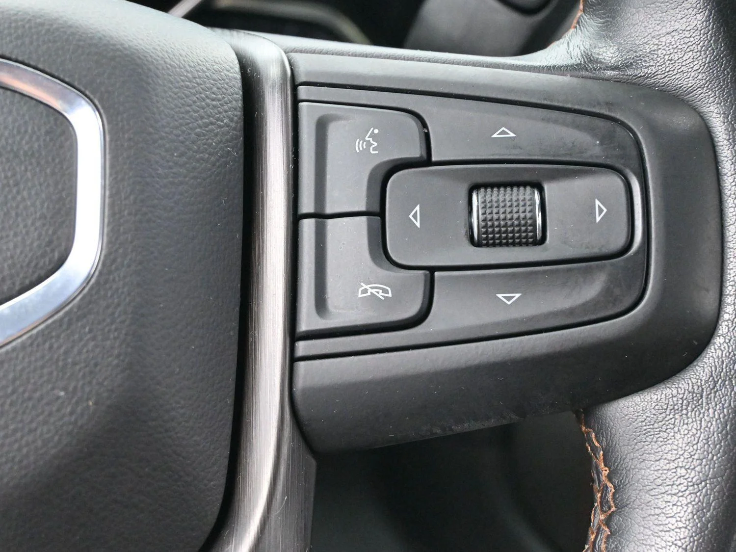 Used 2021 Satin Steel Metallic GMC AT4 image 19