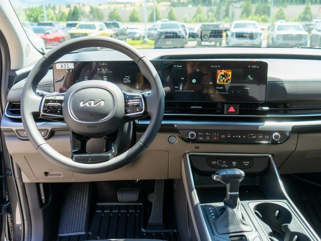 2026 Kia Carnival LXS - Photo 15