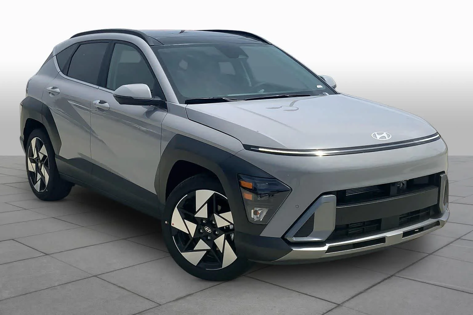 New 2026 Cyber Gray Metallic Hyundai Limited image 2