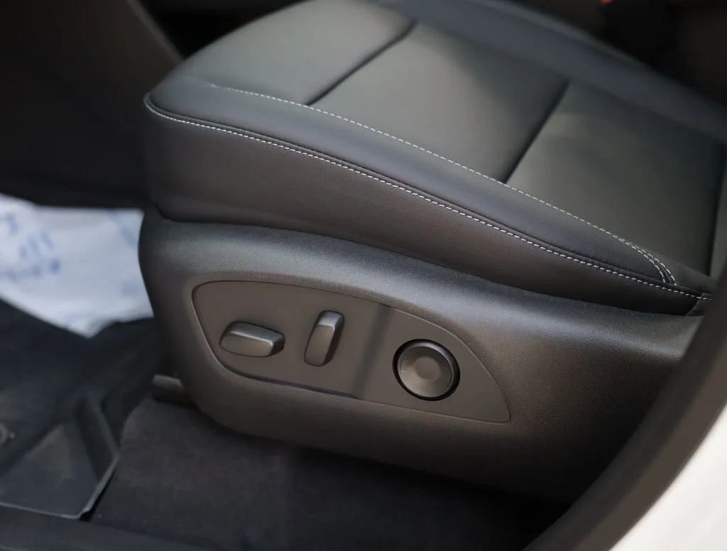 2026 Chevrolet Traverse LT - Photo 23