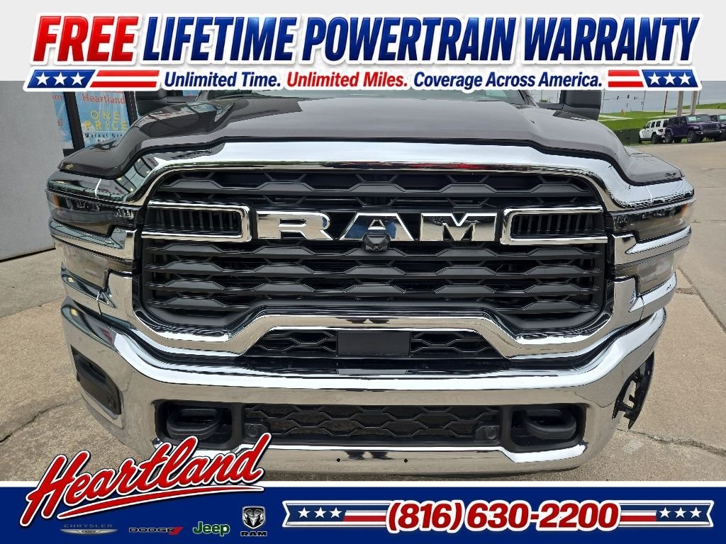 New 2026 Granite Crystal Metallic Clear-Coat Exterior Paint RAM Tradesman image 16