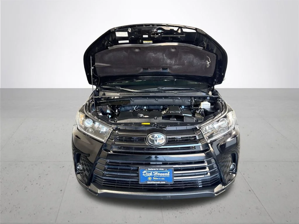 Used 2019 Black Toyota SE image 23