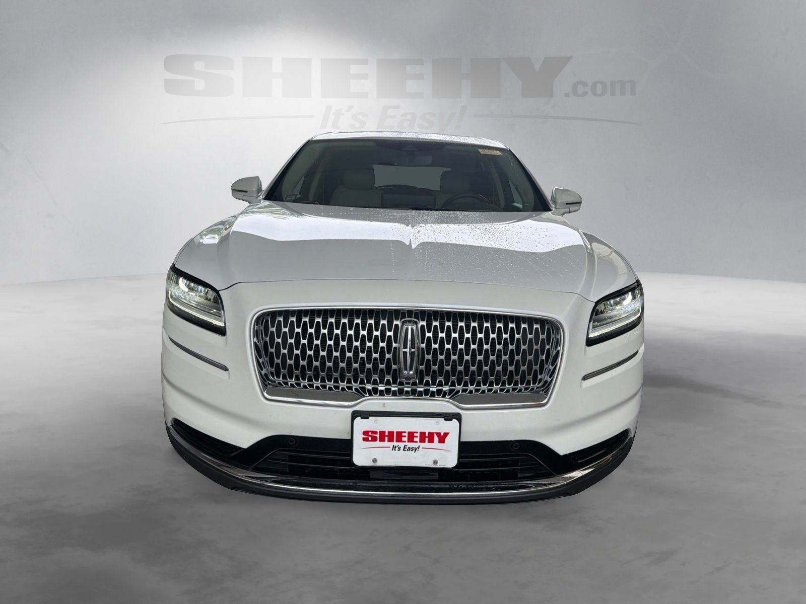 Used 2023 White Lincoln Reserve image 16
