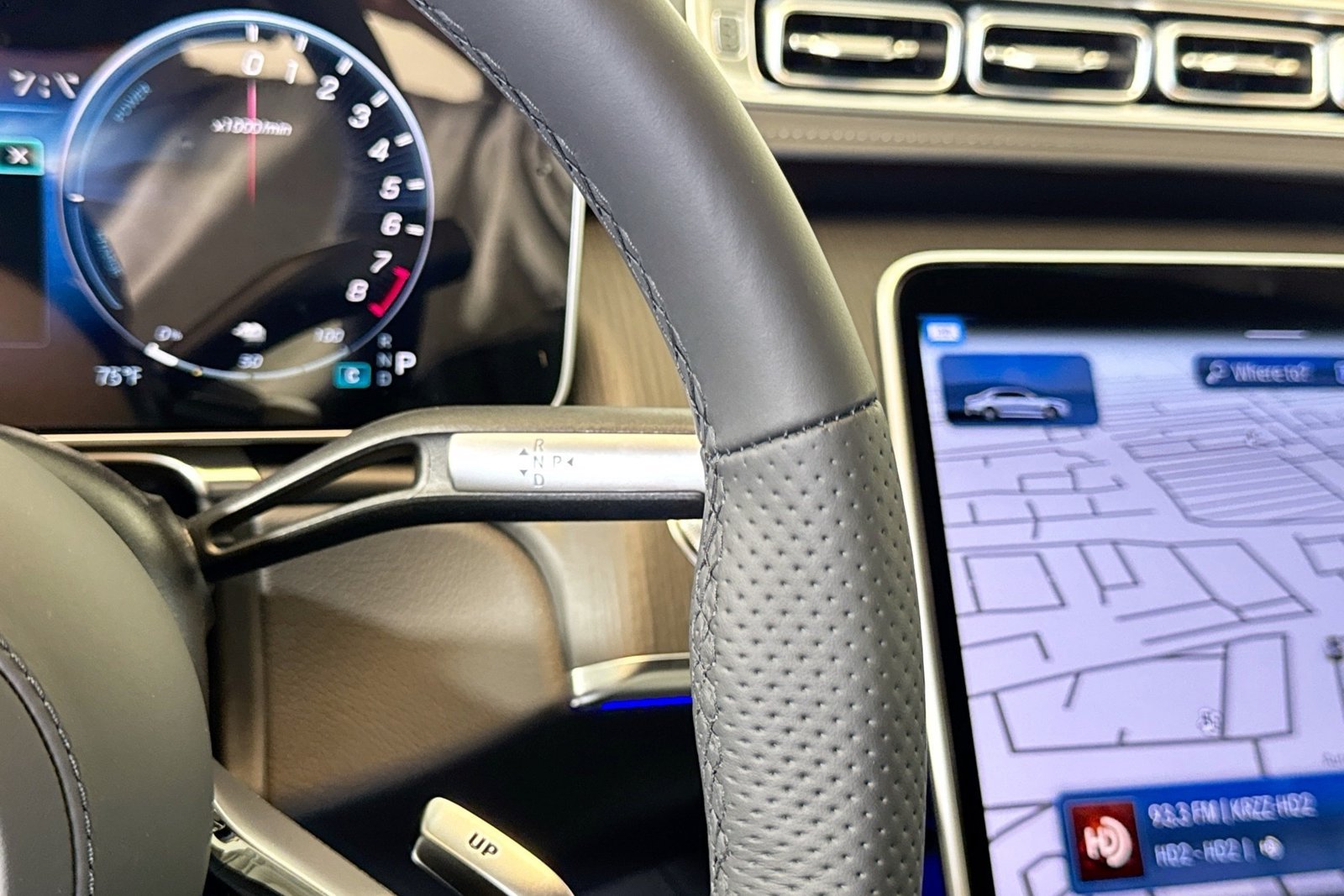 New 2025 Selenite Grey Metallic Mercedes-Benz AMG® S 63 E image 15