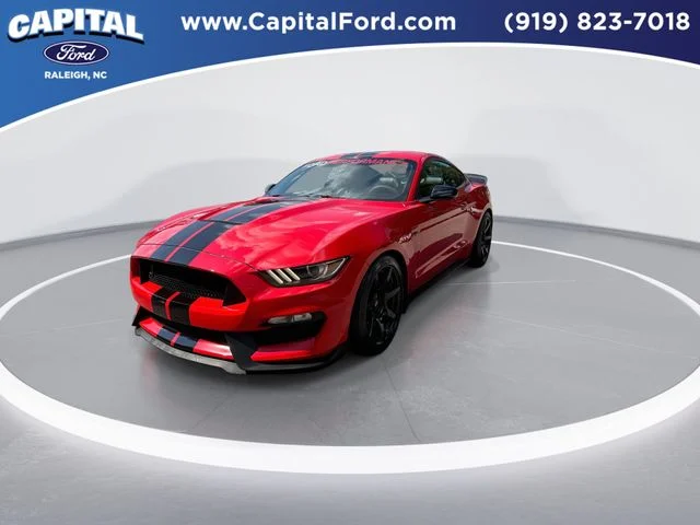 Used 2016  Ford Shelby GT350 image 4