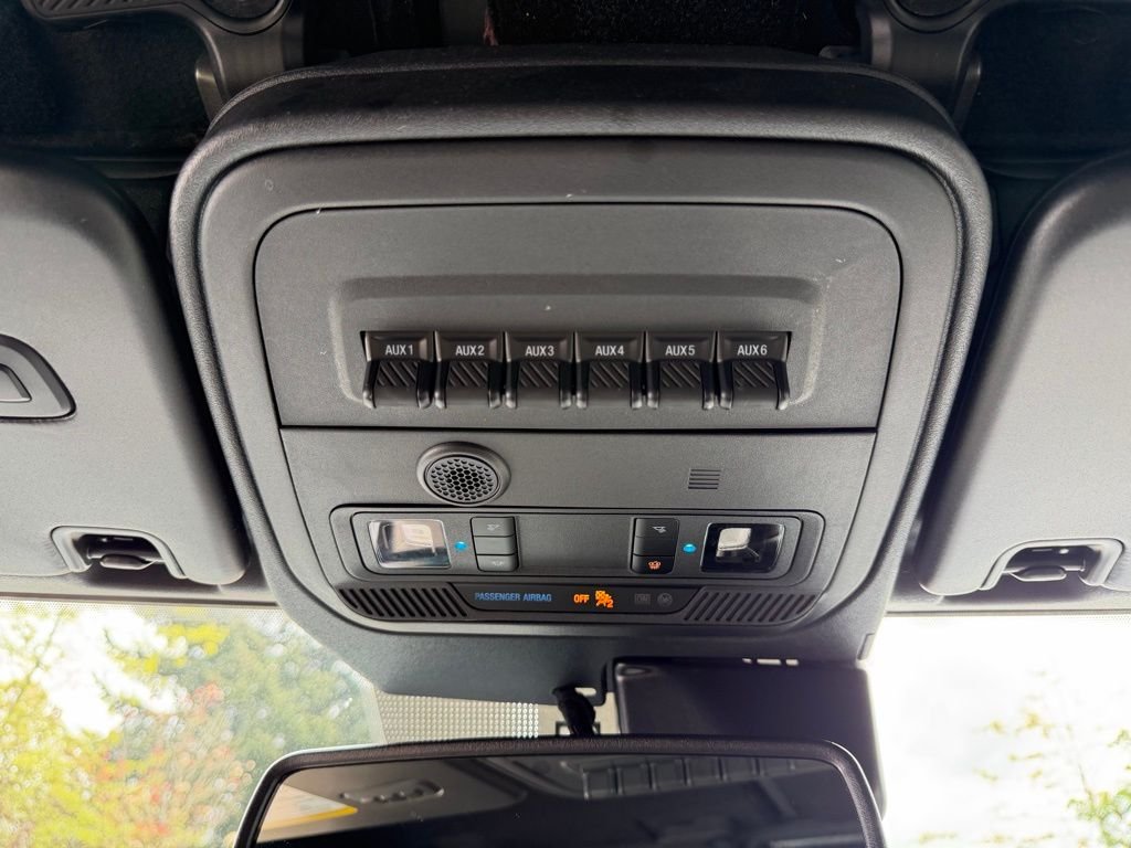 Used 2024 White Ford Wildtrak image 27