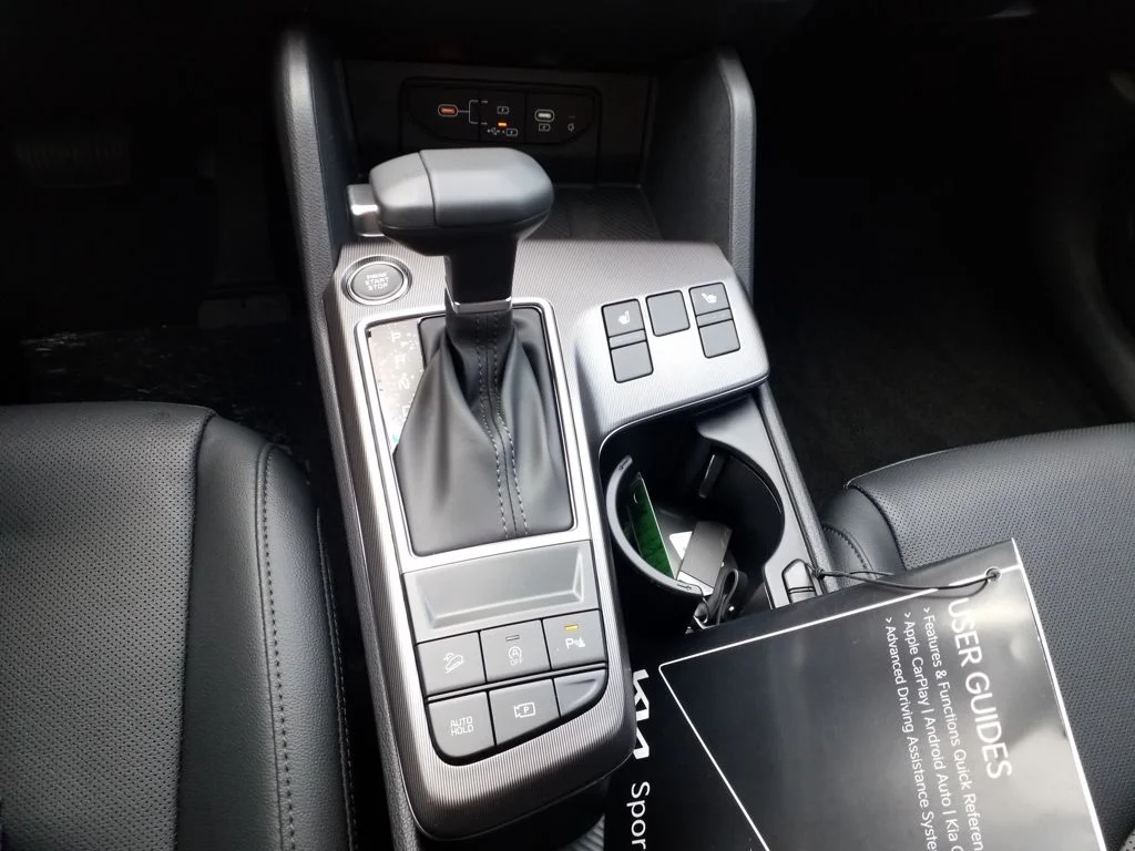 2026 Kia Sportage SX - Photo 20