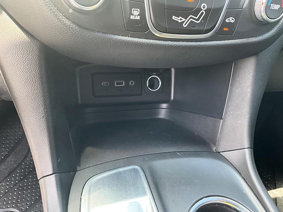 Used 2022 Black Chevrolet LT image 22