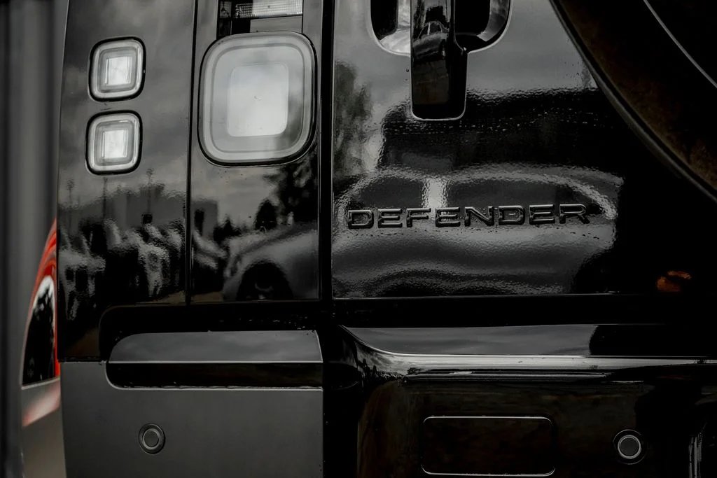 New 2026 Santorini Black Land Rover S image 8