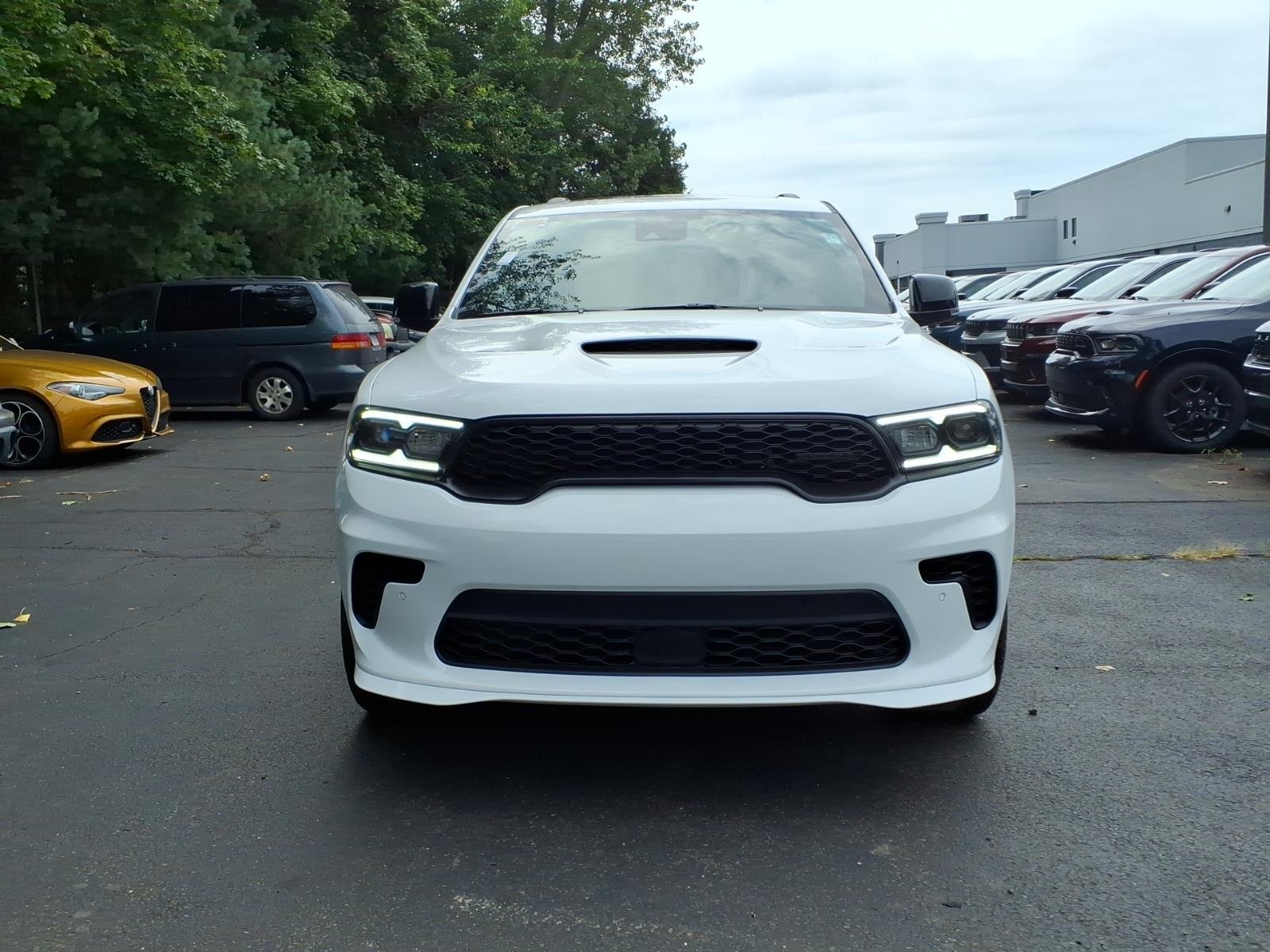 New 2027 White Knuckle Clear-Coat Exterior Paint Dodge GT image 2
