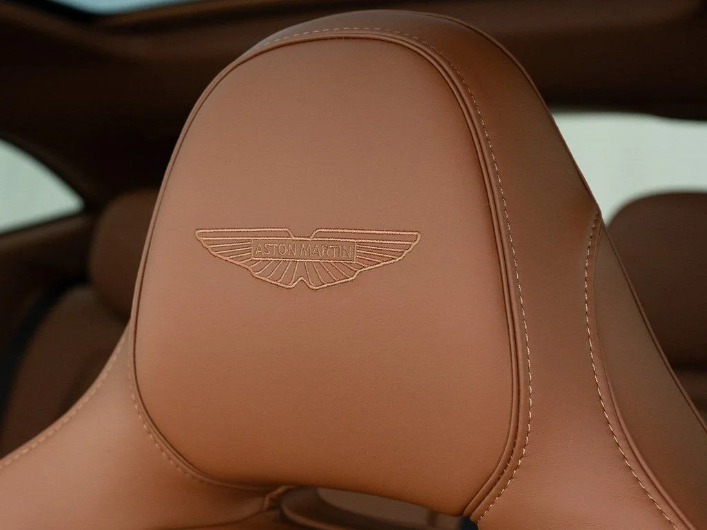 New 2026 Q Oberon Black Aston Martin 707 image 17