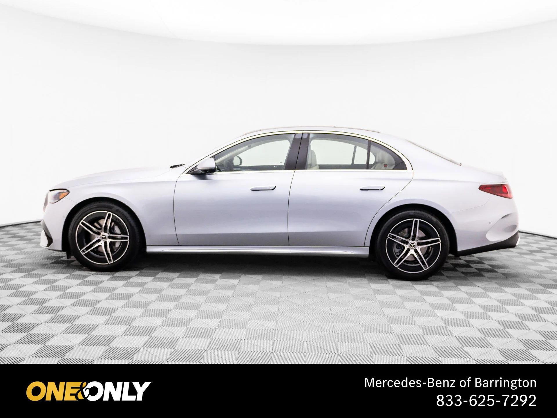 New 2027 Silver Mercedes-Benz E 350 image 2