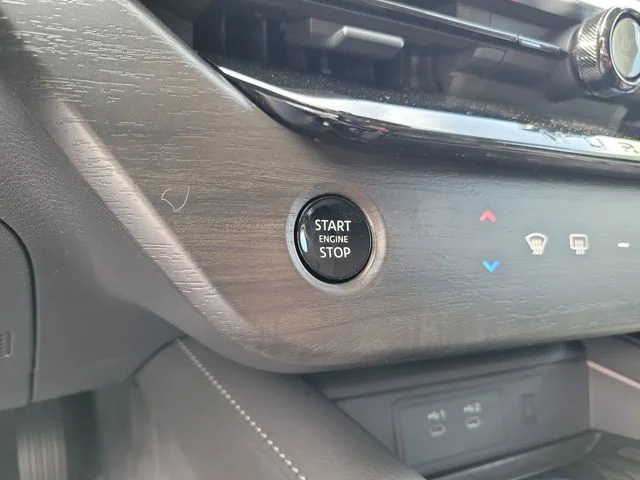 New 2026 Everest White Pearl TriCoat Nissan Platinum image 19