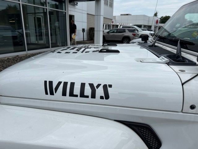 Used 2022 Bright White Clearcoat Jeep Willys image 5