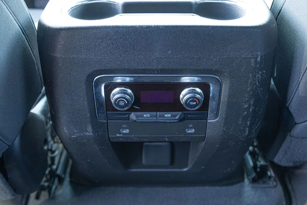 Used 2022 Gray GMC SLE image 29