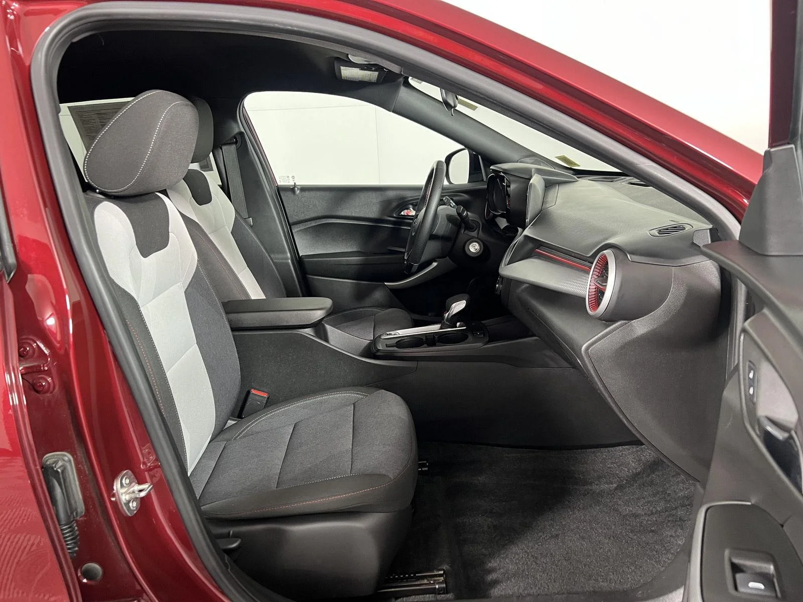 Used 2024 Crimson Metallic Chevrolet 1RS image 8