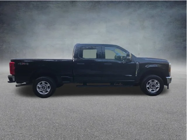 Used 2026 Black Ford XLT image 8
