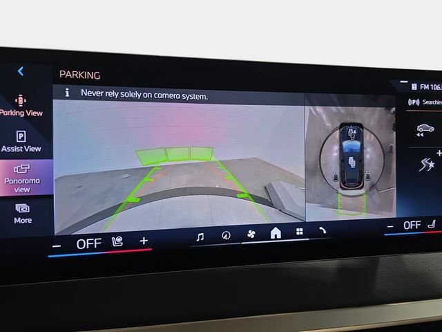 Used 2024 Black Sapphire Metallic BMW xDrive50 image 22