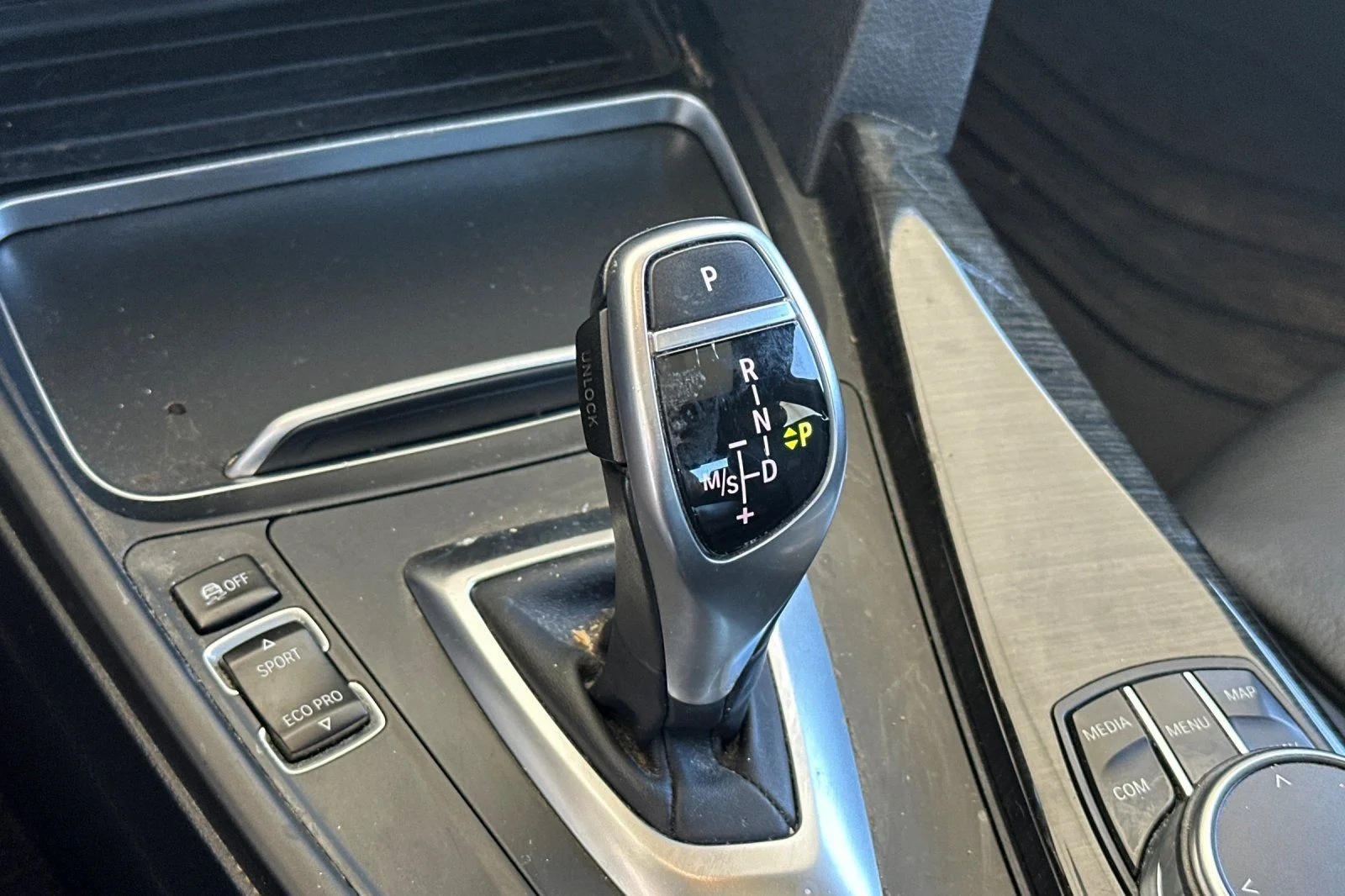Used 2018 White BMW 330i image 25