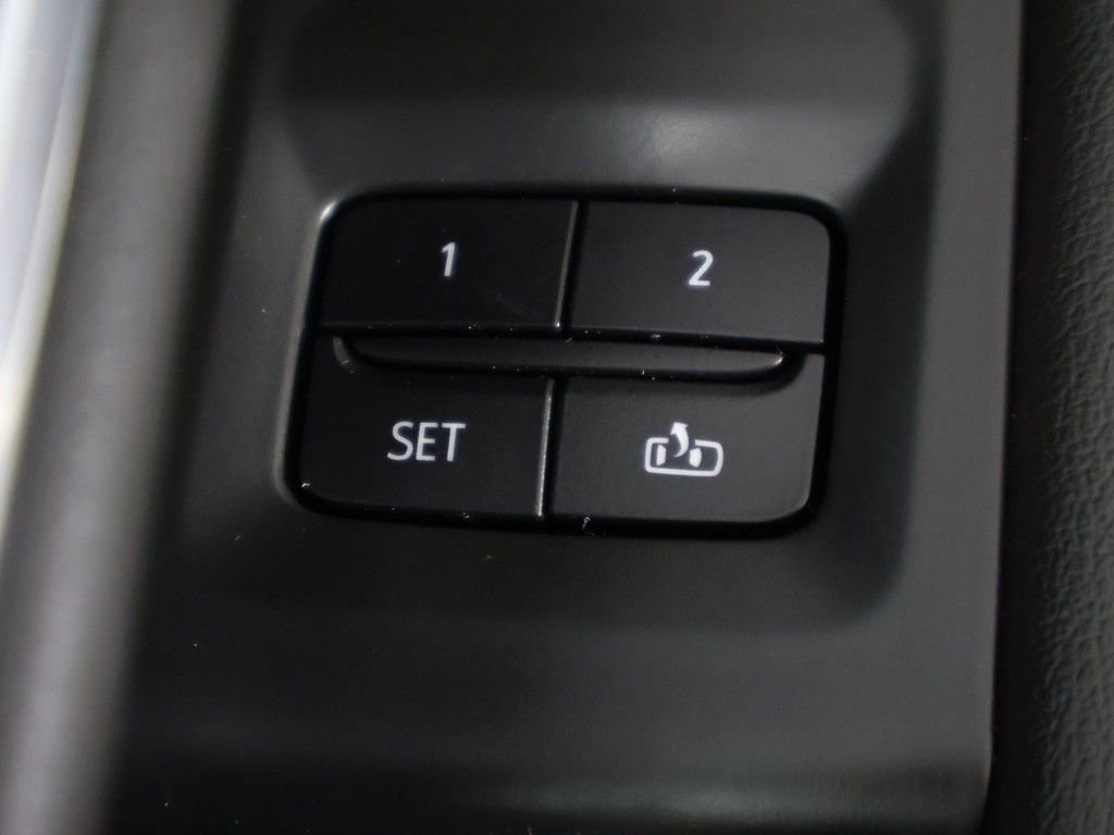 2023 Chevrolet Suburban Z71 - Photo 40