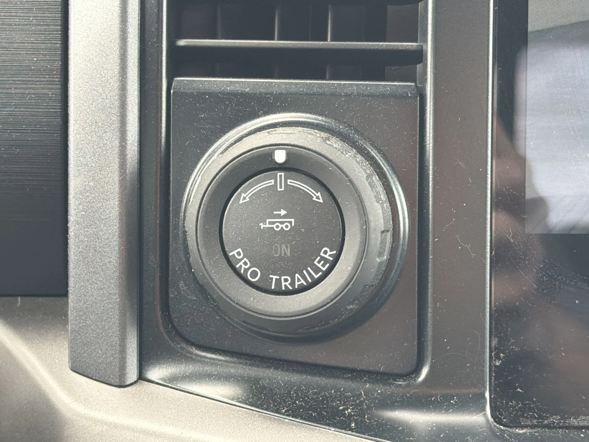 Certified Used 2024 Gray Metallic Ford XLT image 6